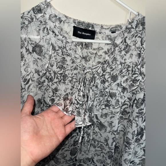Anthropologie THE KOOPLES 70s Ruffled ditzy farmhouse Floral cottagecore blouse - Picture 3 of 9